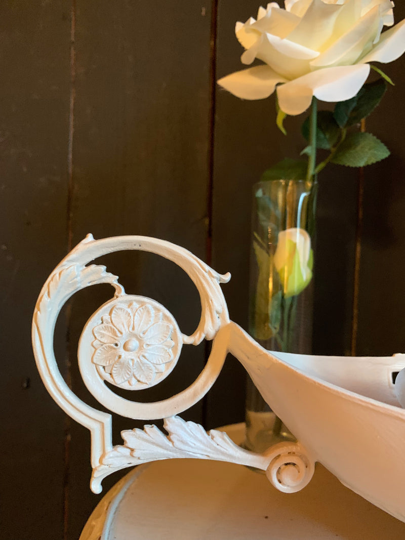 Jardiniere en metal
