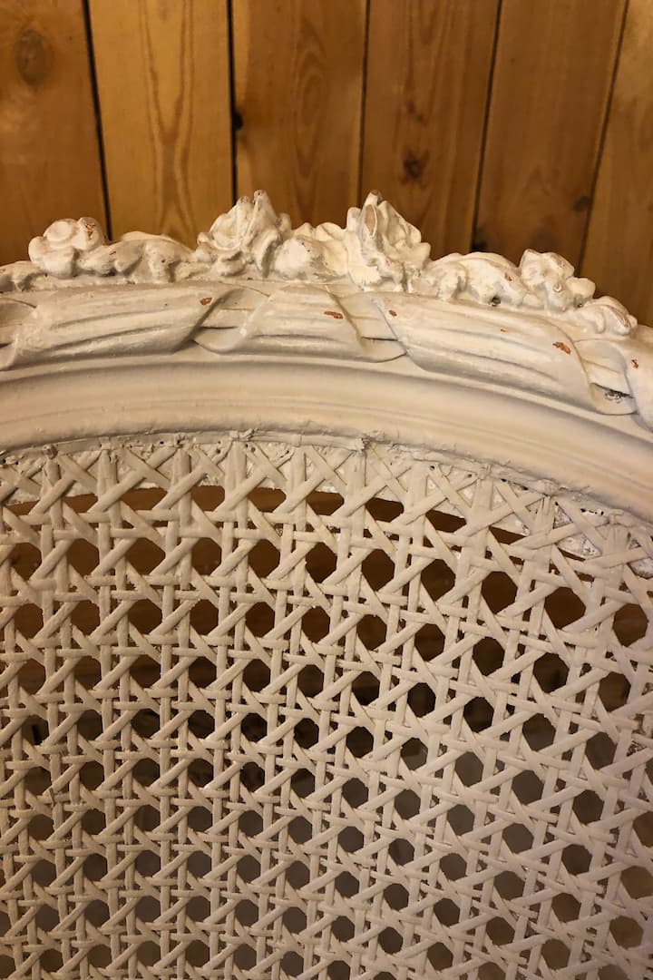 Petit fauteuil romantique fleuri