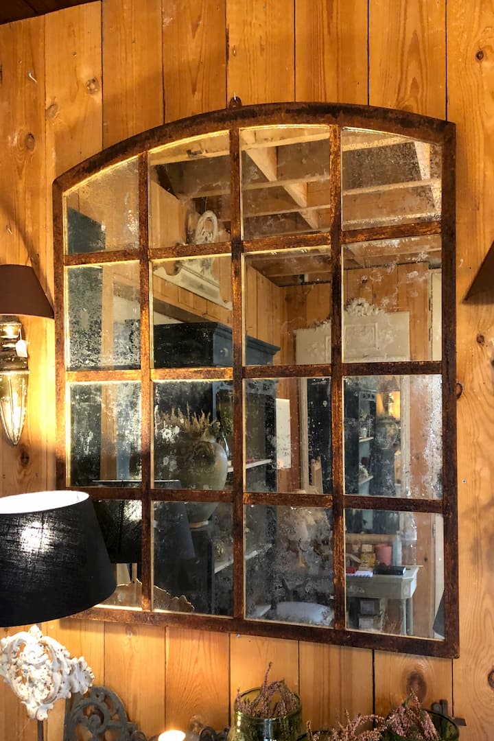 Miroir industriel.