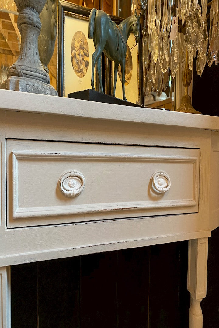 Console étroite style Louis XVI