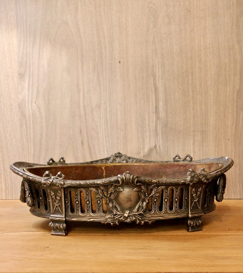 Jardinière ancienne en zamac style Louis XVI