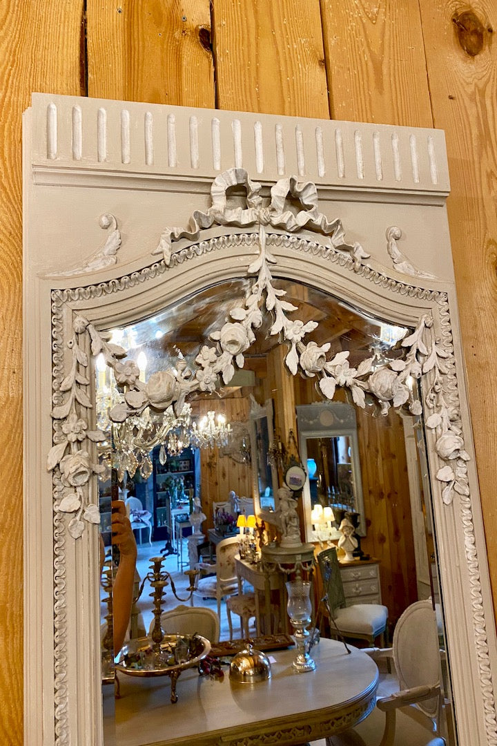 Miroir étroit style Louis XVI