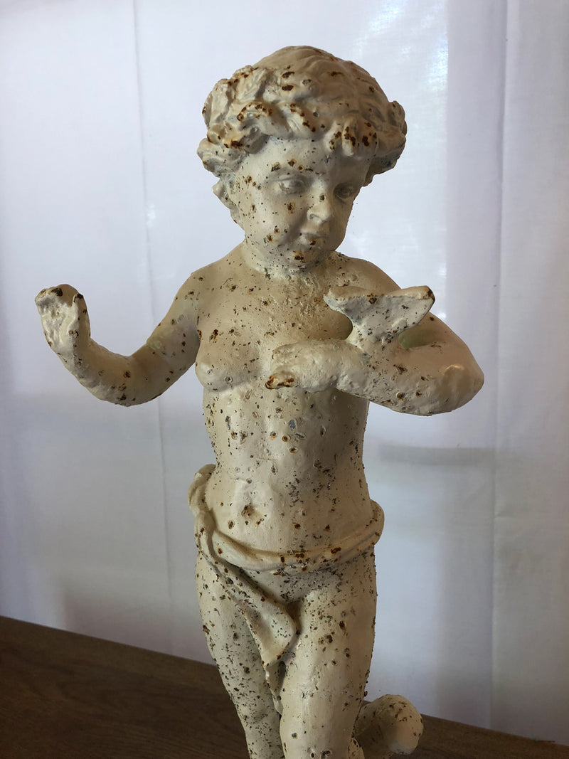 Statue ange en fonte et peinture beige